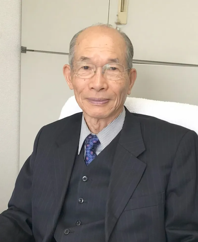 取締役 会長 嶋本正義氏